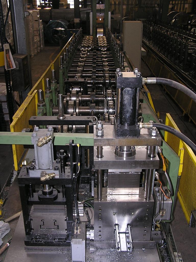 Steel Fabrication Machinery, Sheet Metal Machinery, CNC Cutting Machine
