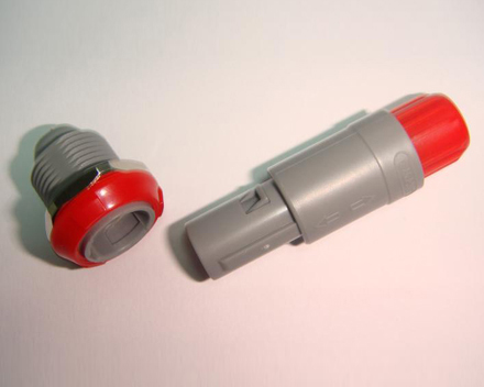 Redel component plastic medical connector