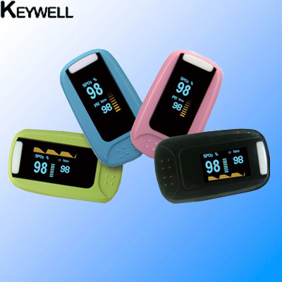 Fngertip oximeter/fingertip pulse oximeter/oximeters/pulse oximeter