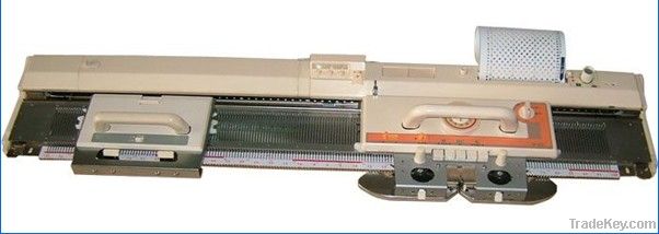 Knitting machine