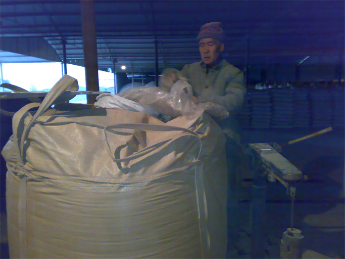 Cement big bags:  jumbo bags for containing cement powder