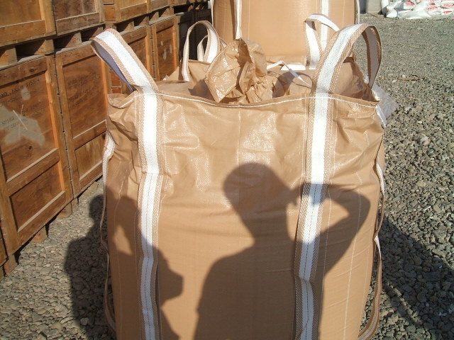With filling spout top big bags
