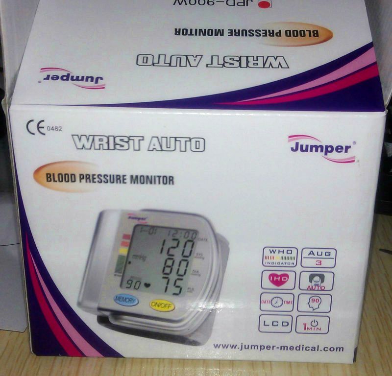 Free Shipping CE Approved Wrist Blood Pressure Monitor electronic blood pressure meter Sphygmomanometer 5pcs/lot