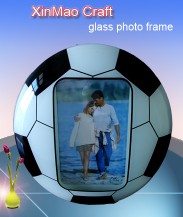 football design round photo frame