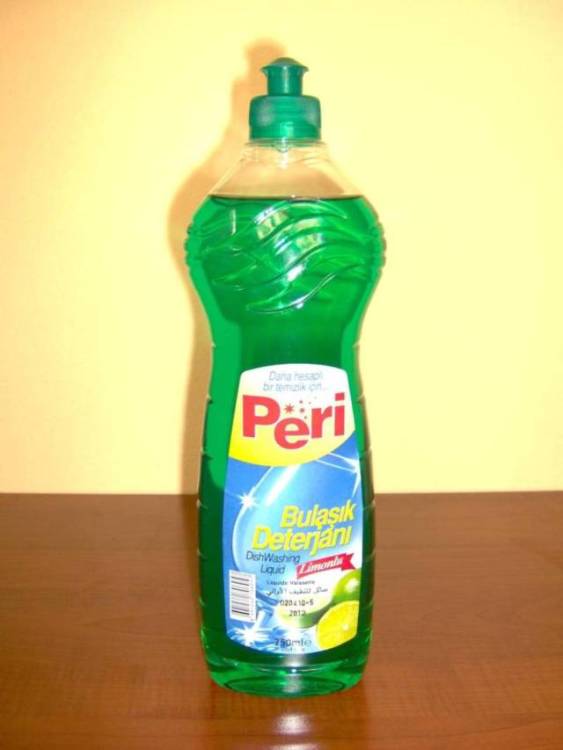 PERI Dish Washing Liquid (Lemon) 750 ml