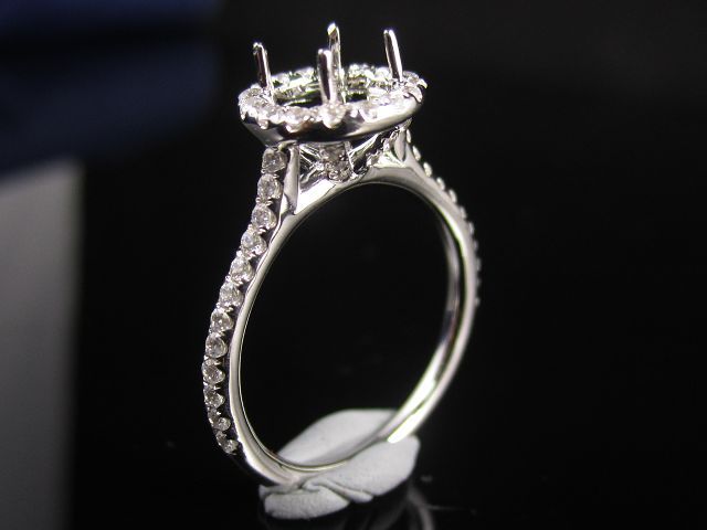 Semi-Mount Ring (Engagement Ring / Diamond Ring)