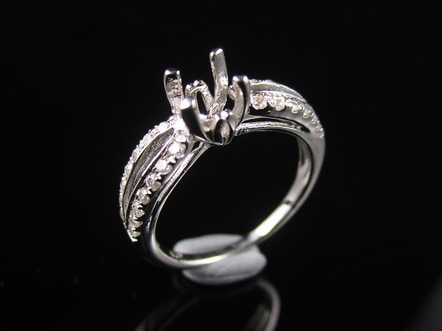 Engagement ring/wedding ring/white gold ring/platinum ring (Diamond ring / Semi-Mount Ring)