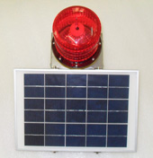 Medium-intensity Type B Solar-Powered Aviation Light