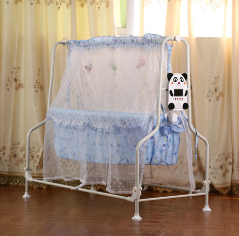 Blue Electric baby swing bed with diaper wet-alarming function
