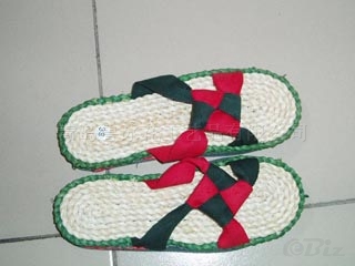 straw slippers