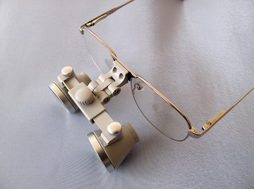 Ultra-Light CH Series Dental Surgical Loupes