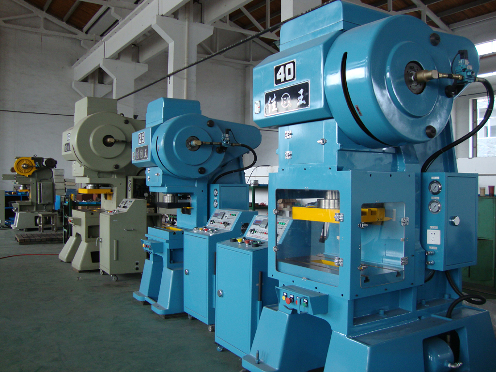 C frame high speed precision automatic punching machine