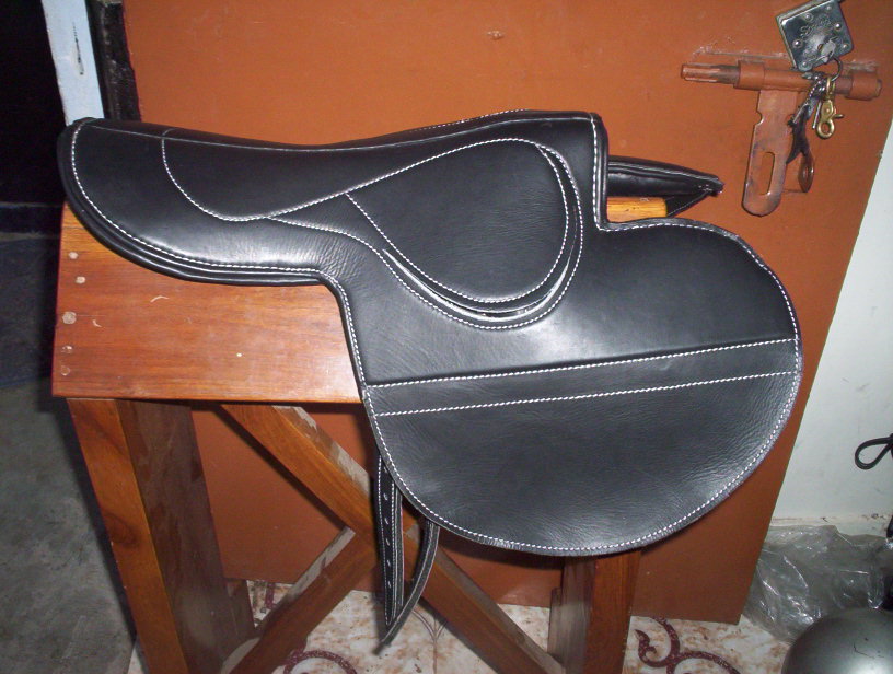 Saddle