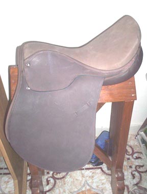 PL-39 Polo Nuback saddle