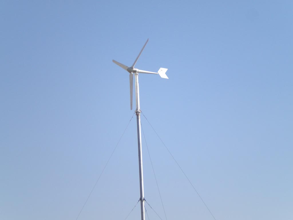 middle mini wind turbine