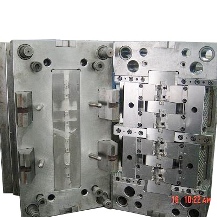 Auto parts mold