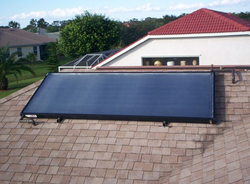 Flat plate solar collector