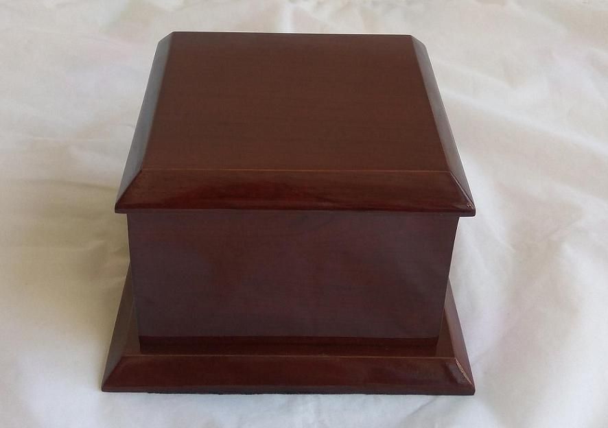 Wooden Pet Urns, Standard Urns In S, M, L Sizes