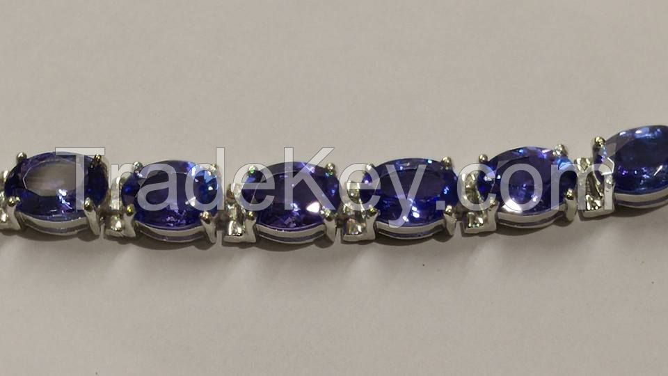 AAAA Graded Tanzanite Gold Bracelet