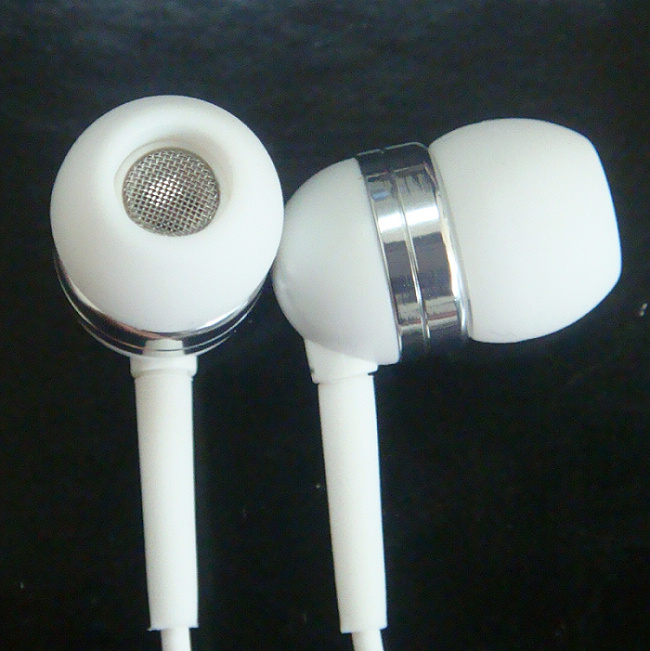 In-ear earphone