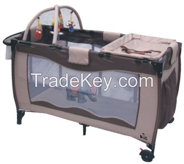 good quality baby crib EN 716 with toy bag toy bar and three toys 