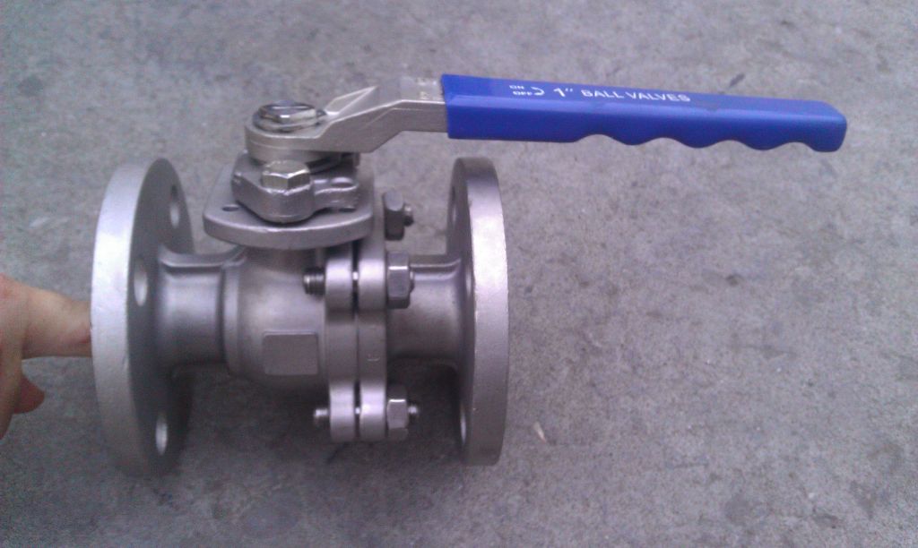 Floating ball valve