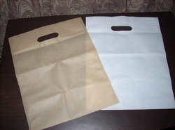 pp non woven shopping bags - D cut bags