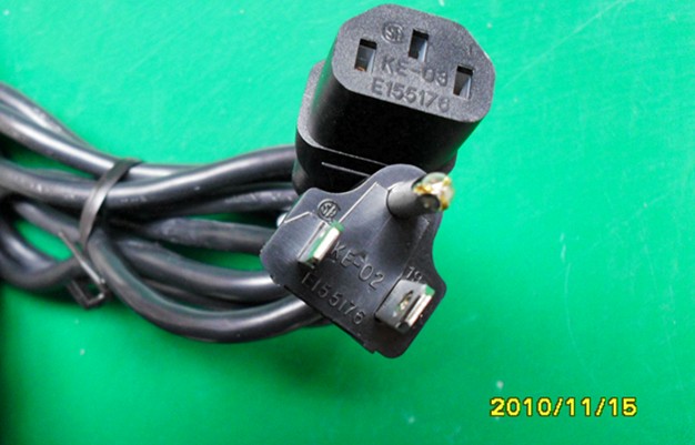 Universal Power Cord (NEMA 5-15P to IEC320C13)