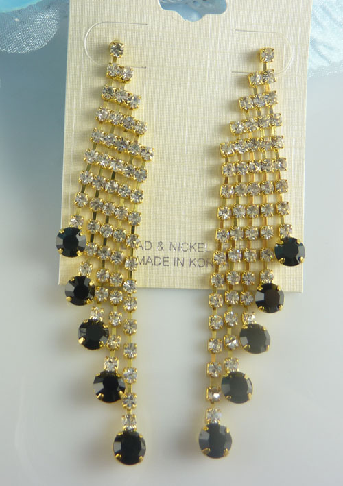 golden fashion earrings w/ rhinestones