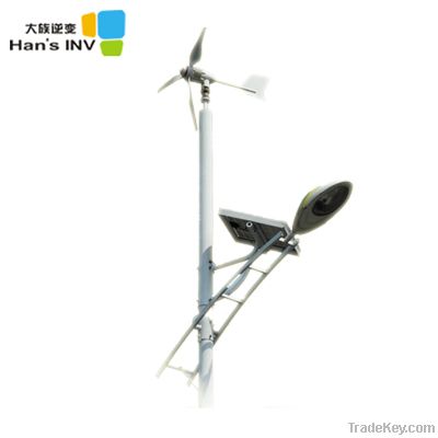 Wind and solar hybrid streetlights