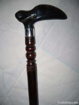 WALKING STICK CANE MADE OF NATURAL BLACK HORN AND AFRICAN WOOD