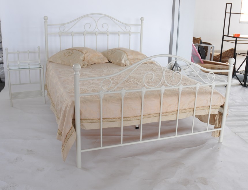 Metal Bed