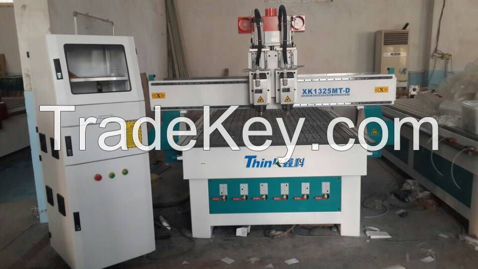 China automatic tool change cnc router machine 1325