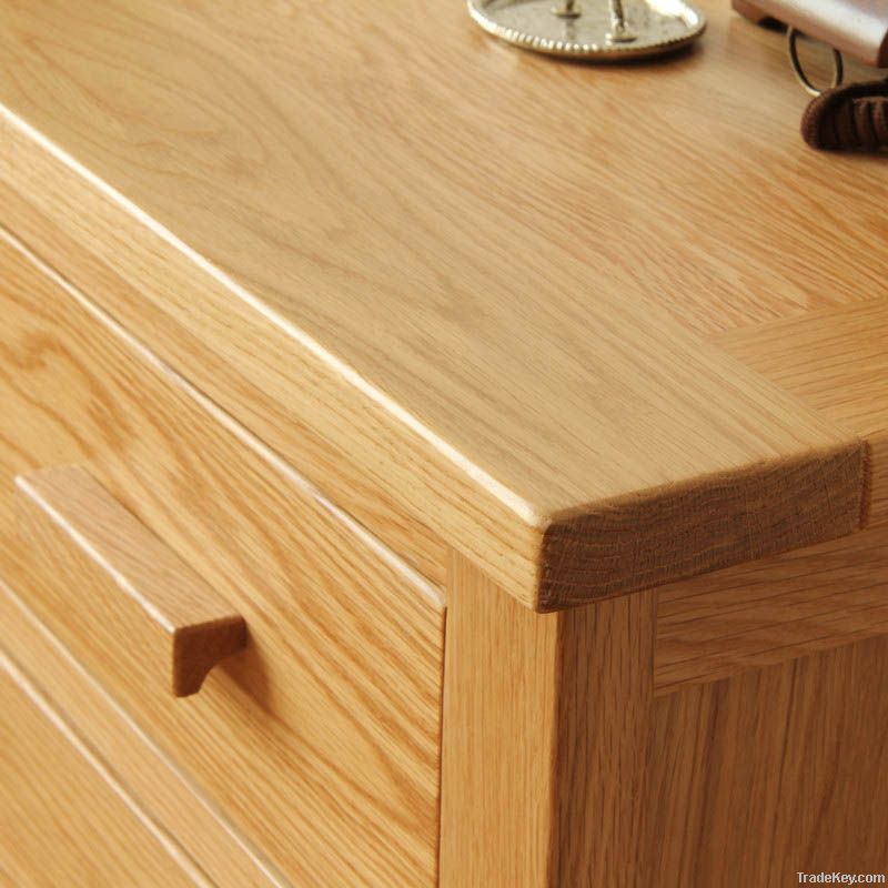 Solid Oak Bedroom Chest of Drawers