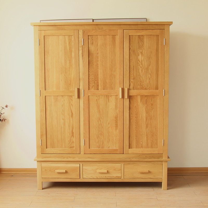 Solid Oak Wardrobes (100% solid oak bedroom furniture)