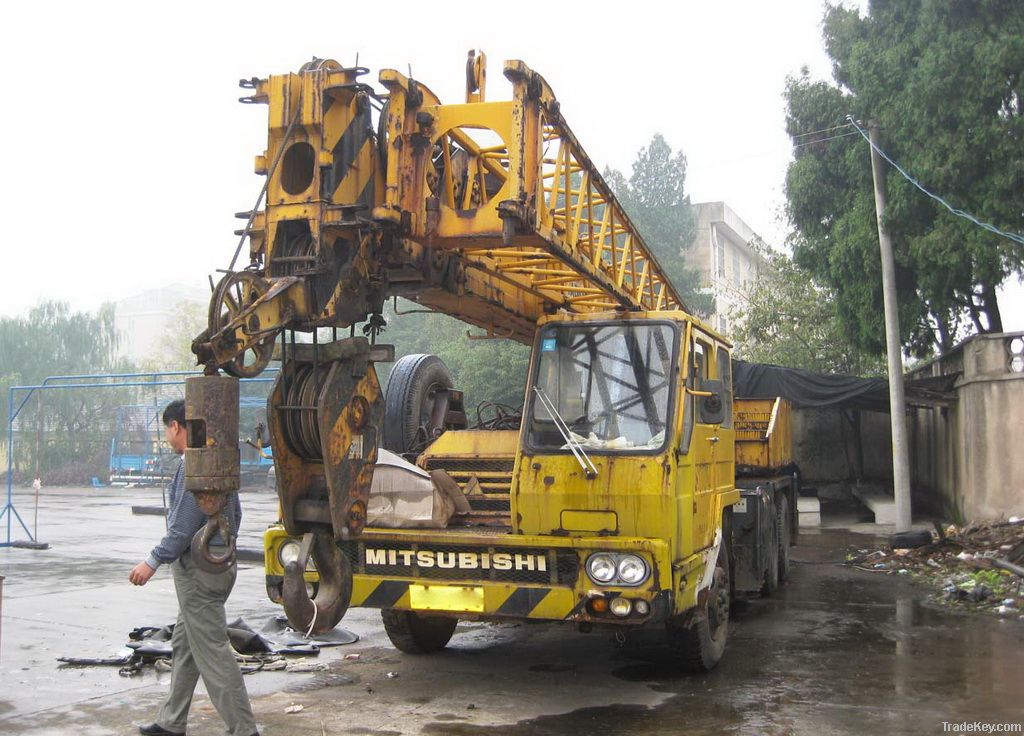 Used Tadano Hydraulic Crane 25 Ton