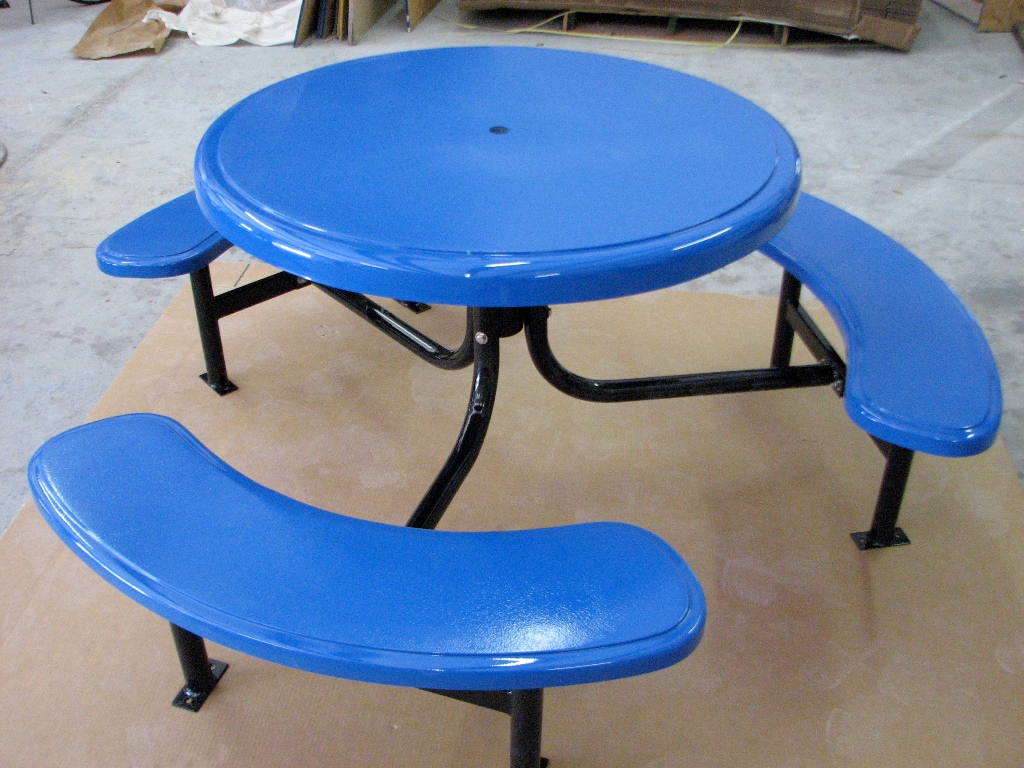 DURABLE CAFE 6 FIBERGLASS SEATING ARRANGEMENT