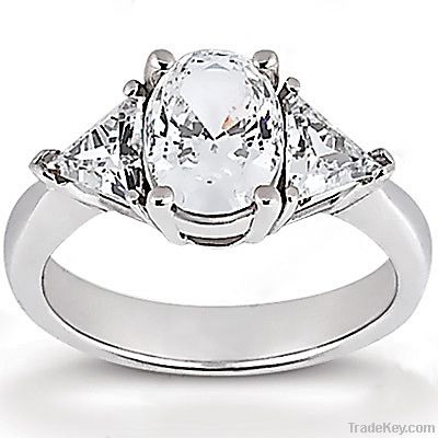 Big diamonds engagement ring three stone 2.71 ct. ring