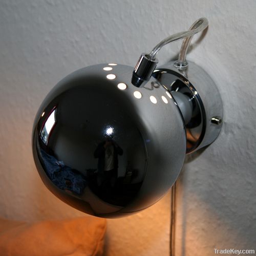 Matte Ball Magnet Wall Light