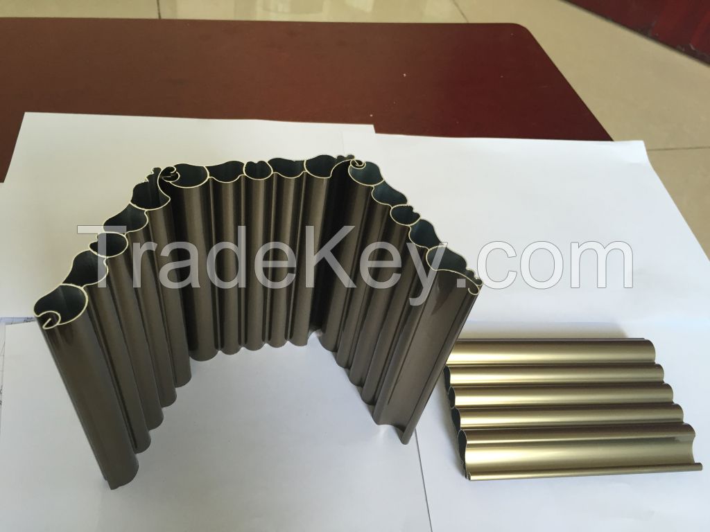 Aluminium profile for aluminium rolling doors