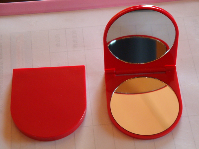 Compact Mirror