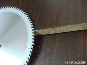 Tungsten carbide tipped circular saw blade