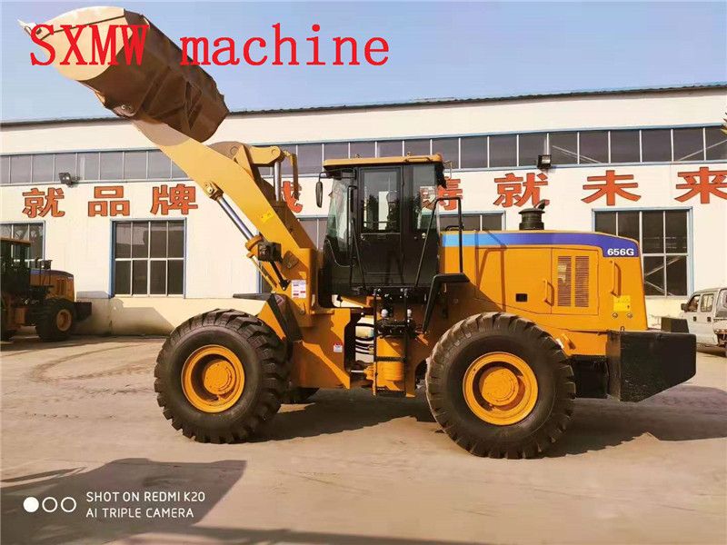 wheel loader