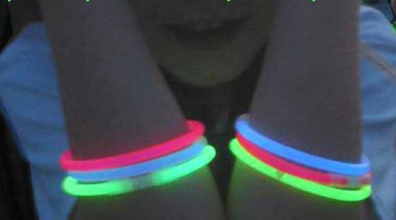 glow bracelet