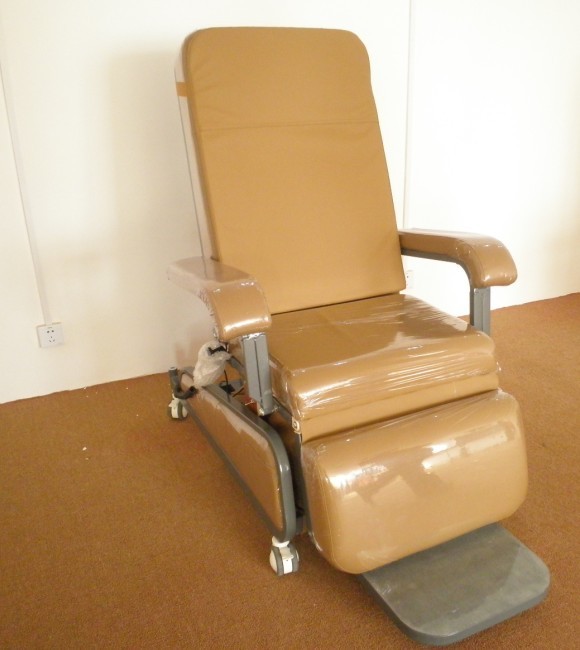 dialysis chair with heat pad