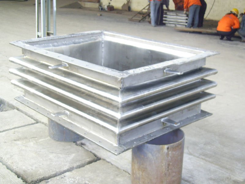 Iron Expansion Joints