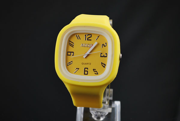 Fashion Silicone Quartz Watch