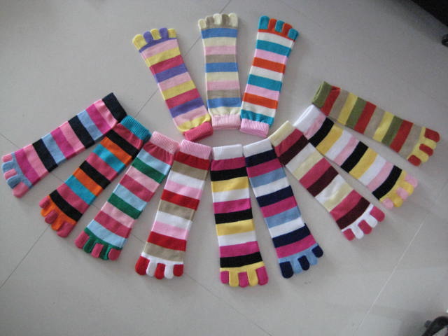 Knitted Socks, Available in Various Styles and Colors, Made of Acrylic