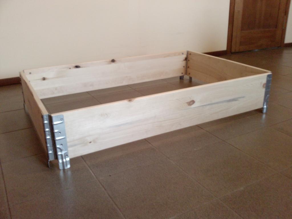 PALLET COLLARS