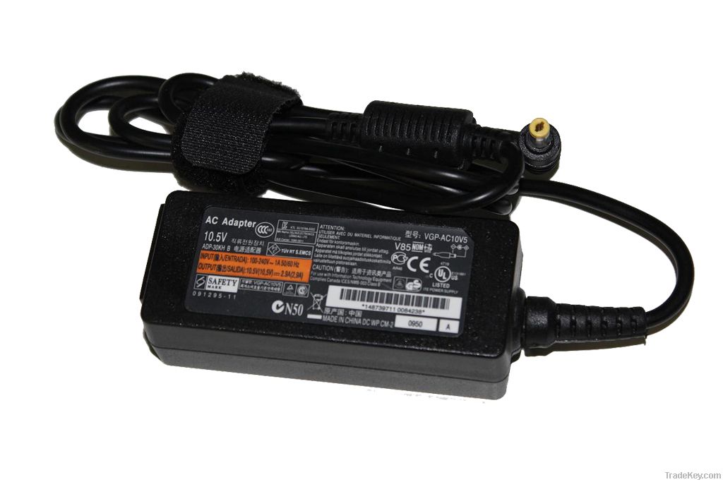 Genuine 10.5V 2.9A AC power charger for Sony Vgp-ac10v5 X Series VAIO